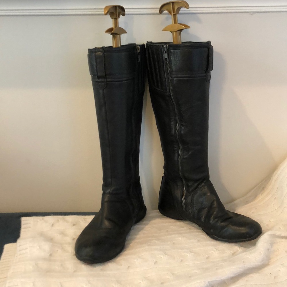 DKNY soft black leather moto boots